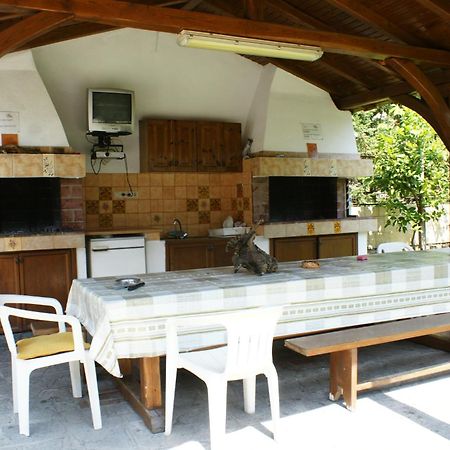 Haus Platanos Apartments & Bungalows By The Sea Vourvourou Exterior foto