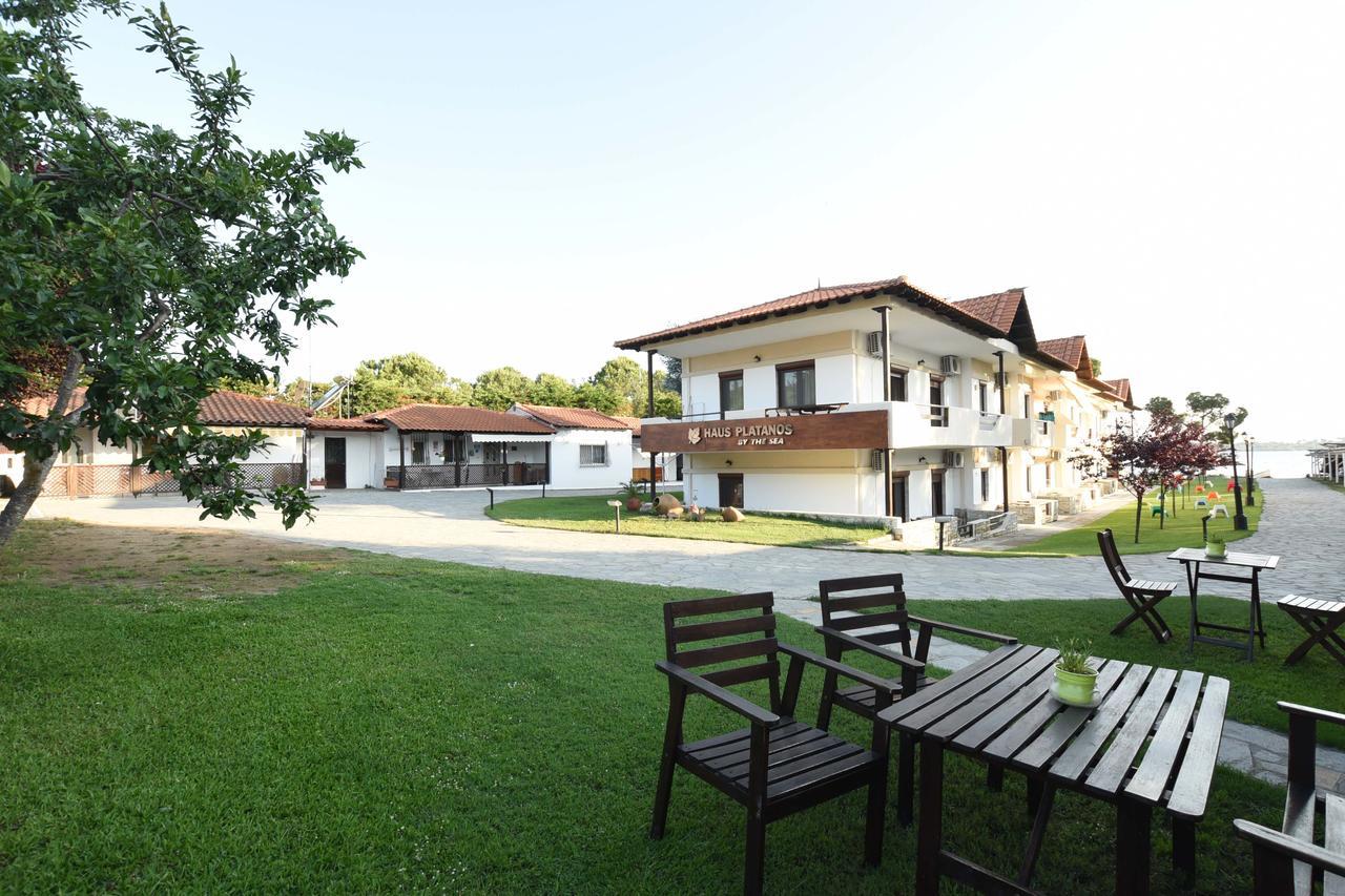 Haus Platanos Apartments & Bungalows By The Sea Vourvourou Exterior foto