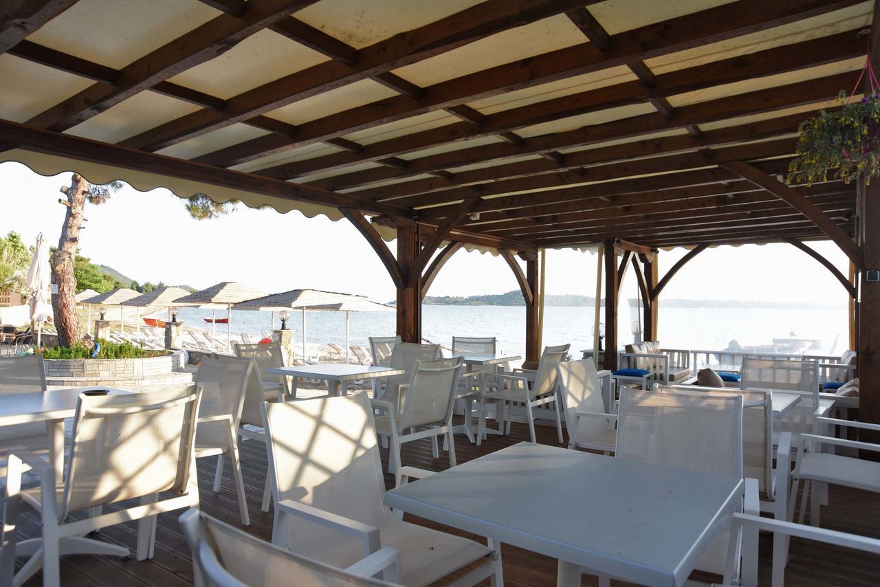 Haus Platanos Apartments & Bungalows By The Sea Vourvourou Exterior foto